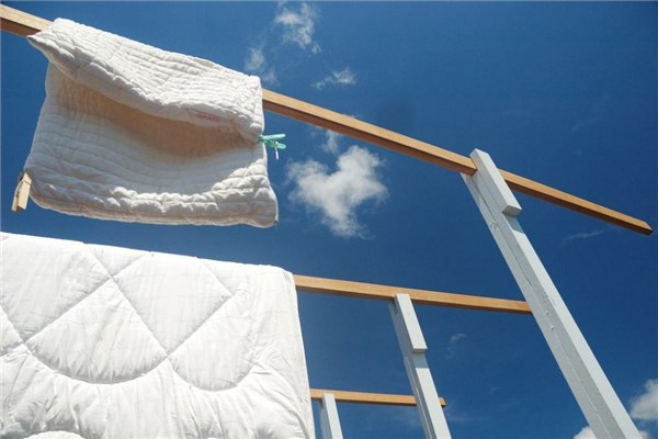 曬被子多久可以殺死螨蟲(chóng) 曬被子殺螨蟲(chóng)原理 曬被子多久可以殺死螨蟲(chóng) 曬被子殺螨蟲(chóng)原理