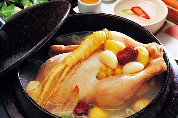 喝雞湯養(yǎng)胃嗎 喝雞湯對(duì)胃有好處嗎 喝雞湯養(yǎng)胃嗎 喝雞湯對(duì)胃有好處嗎