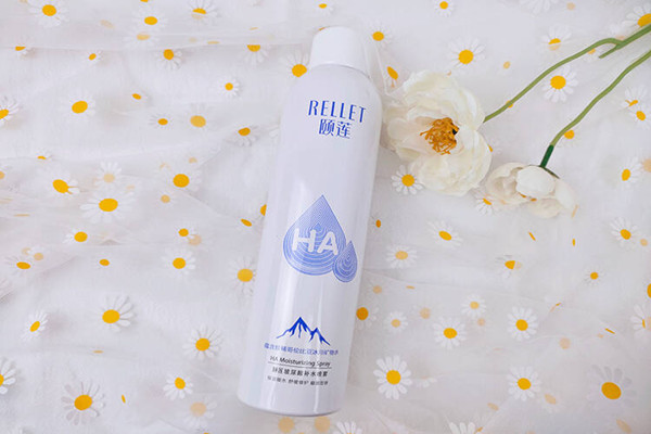 頤蓮補水噴霧可以定妝嗎 頤蓮補水噴霧怎么用 頤蓮補水噴霧可以定妝嗎 頤蓮補水噴霧怎么用