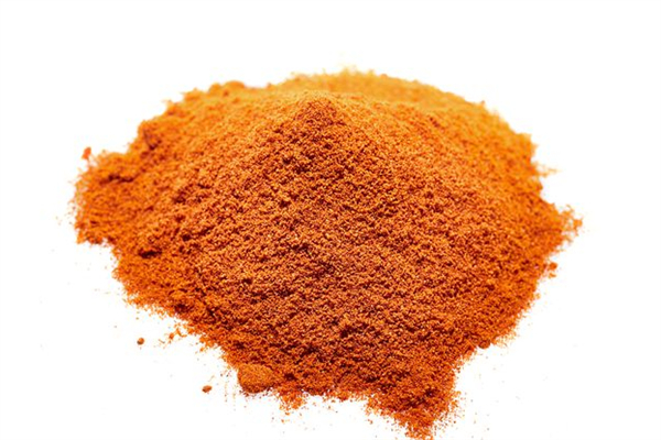 雄黃泡酒的比例是多少 雄黃泡酒有什么功效 雄黃泡酒的比例是多少 雄黃泡酒有什么功效