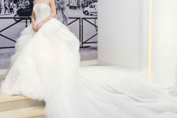 婚紗是買的好還是租的好 婚紗要準(zhǔn)備幾套 婚紗是買的好還是租的好 婚紗要準(zhǔn)備幾套