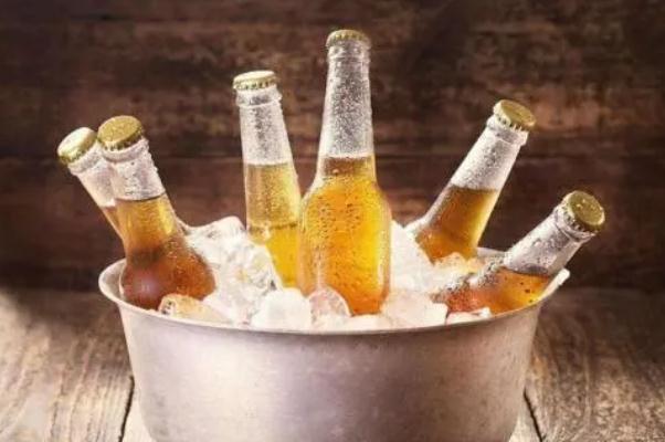 啤酒的營養(yǎng)價(jià)值及功效 啤酒的酒精度是多少 啤酒的營養(yǎng)價(jià)值及功效 啤酒的酒精度是多少