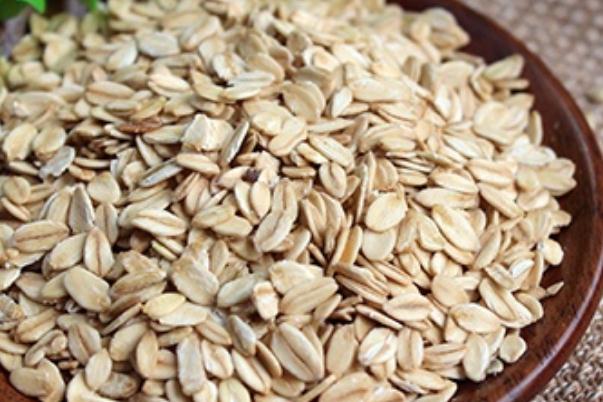 燕麥片是粗糧嗎 燕麥片是什么做的 燕麥片是粗糧嗎 燕麥片是什么做的