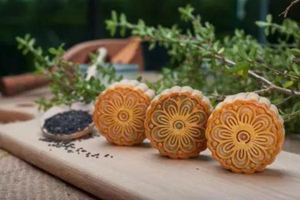 中秋節(jié)為什么要點(diǎn)燈 中秋節(jié)為什么要放孔明燈 中秋節(jié)為什么要點(diǎn)燈 中秋節(jié)為什么要放孔明燈