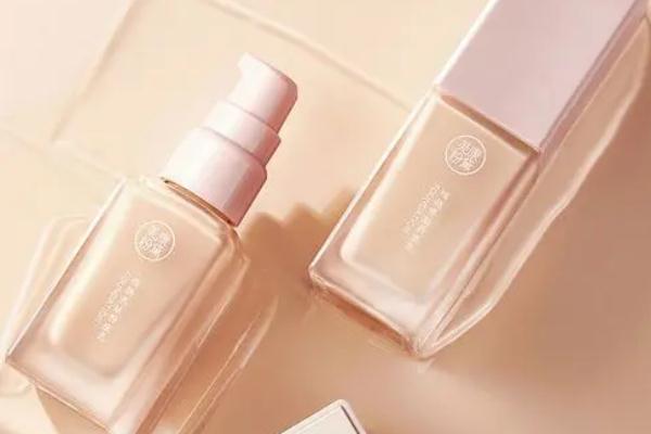 美康粉黛粉底液怎么樣 美康粉黛粉底液適合什么膚質 美康粉黛粉底液怎么樣 美康粉黛粉底液適合什么膚質