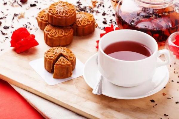 中秋節(jié)為什么要吃月餅的原因 中秋節(jié)為什么要賞月亮 中秋節(jié)為什么要吃月餅的原因 中秋節(jié)為什么要賞月亮