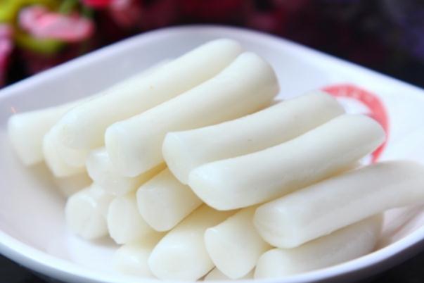 年糕和糍粑的區(qū)別 年糕是糯米做的嗎 年糕和糍粑的區(qū)別 年糕是糯米做的嗎