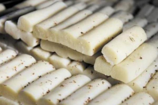 年糕要用水泡嗎 年糕要煮多久才熟 年糕要用水泡嗎 年糕要煮多久才熟