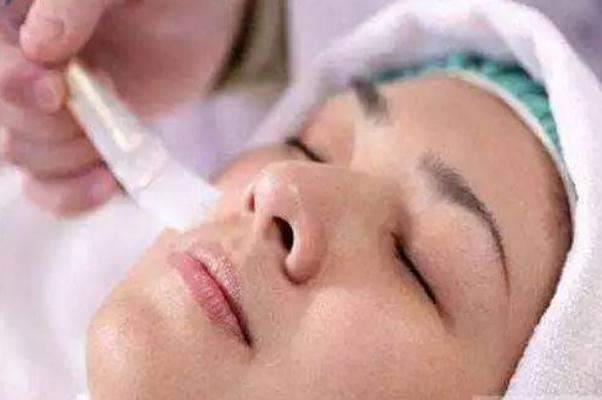 刷酸祛痘一般要刷幾次 刷酸祛痘對皮膚有損害嗎 刷酸祛痘一般要刷幾次 刷酸祛痘對皮膚有損害嗎