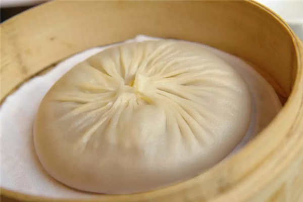 蟹黃湯包的吃法 蟹黃湯包的營養(yǎng)價值 蟹黃湯包的吃法 蟹黃湯包的營養(yǎng)價值