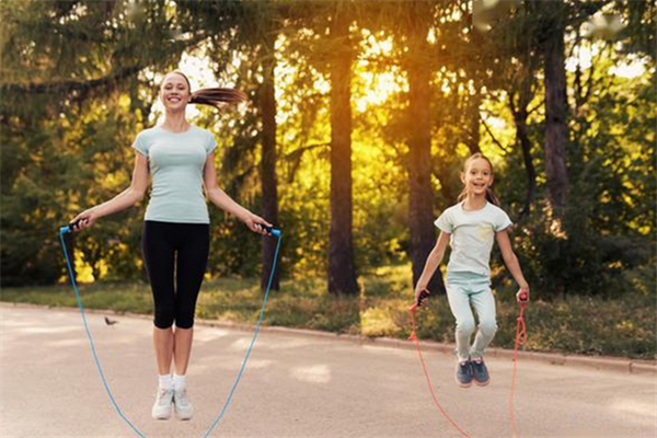 跳繩減肥效果好嗎 跳繩的好處及最佳時間 跳繩減肥效果好嗎 跳繩的好處及最佳時間