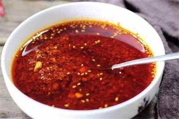 油辣子會越放越香嗎 油辣子放時間久了會不會壞 油辣子會越放越香嗎 油辣子放時間久了會不會壞