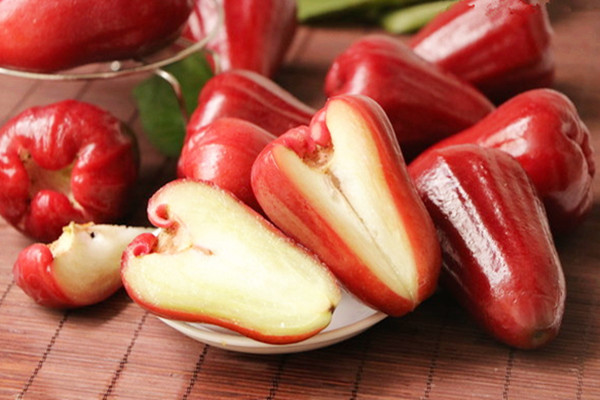 蓮霧能和芒果一起吃嗎 蓮霧和什么相克 蓮霧能和芒果一起吃嗎 蓮霧和什么相克