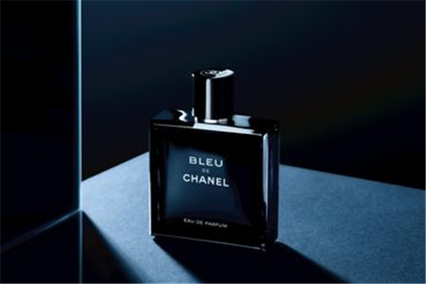 男士香水哪款好聞?dòng)殖志?男士香水哪款最受歡迎 男士香水哪款好聞?dòng)殖志?男士香水哪款最受歡迎