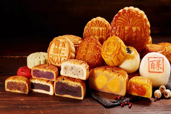 月餅?zāi)芏喑詥?月餅吃多了的危害 月餅?zāi)芏喑詥?月餅吃多了的危害