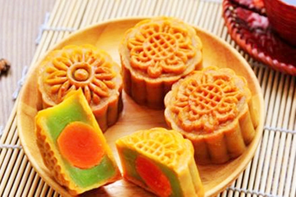 月餅孕婦能吃嗎 孕婦吃月餅對(duì)胎兒好嗎 月餅孕婦能吃嗎 孕婦吃月餅對(duì)胎兒好嗎