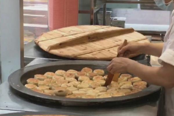 中秋節(jié)吃月餅的原因 中秋節(jié)一定要吃月餅嗎 中秋節(jié)吃月餅的原因 中秋節(jié)一定要吃月餅嗎