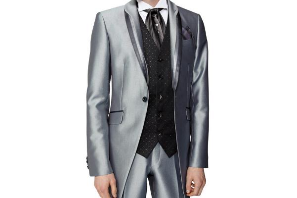 西裝是哪個(gè)國(guó)家發(fā)明的 西裝是穿緊身還是寬松一點(diǎn) 西裝是哪個(gè)國(guó)家發(fā)明的 西裝是穿緊身還是寬松一點(diǎn)