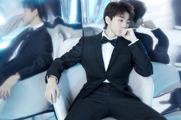 西裝可以手洗嗎 西裝可以用洗衣機洗嗎 西裝可以手洗嗎 西裝可以用洗衣機洗嗎