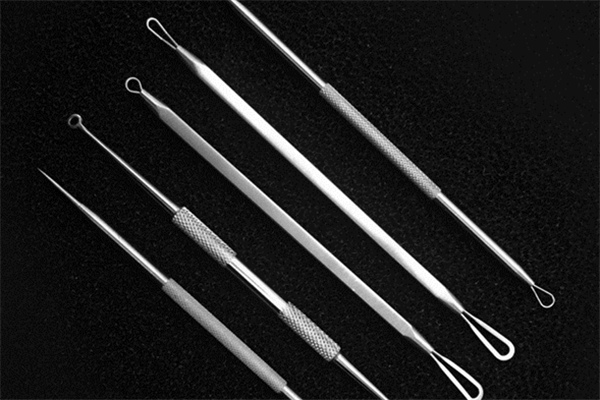 粉刺針挑痘痘會(huì)留痘印嗎 粉刺針挑痘的正確使用方式 粉刺針挑痘痘會(huì)留痘印嗎 粉刺針挑痘的正確使用方式