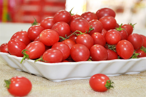 圣女果孕期能吃嗎 圣女果孕婦吃的好處 圣女果孕期能吃嗎 圣女果孕婦吃的好處