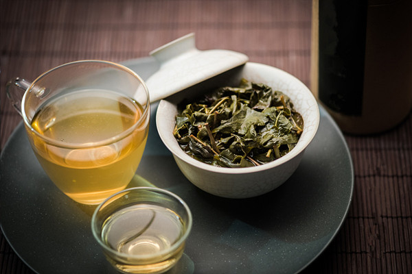 烏龍茶能煮著喝嗎 烏龍茶適合煮還是泡 烏龍茶能煮著喝嗎 烏龍茶適合煮還是泡