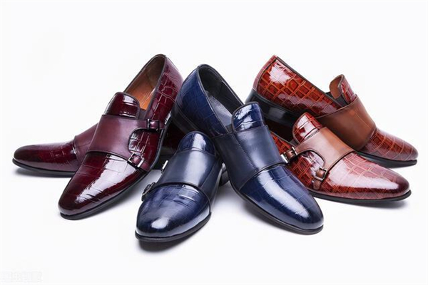 皮鞋是買大一碼還是小一碼 皮鞋穿穿會變大嗎 皮鞋是買大一碼還是小一碼 皮鞋穿穿會變大嗎