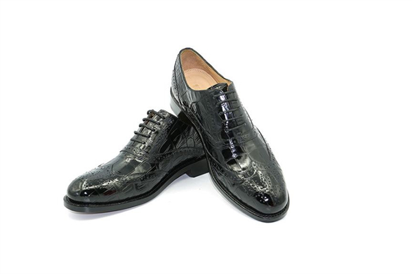 皮鞋有臭味怎么處理 皮鞋臭腳是什么原因 皮鞋有臭味怎么處理 皮鞋臭腳是什么原因