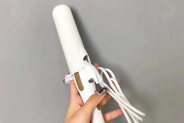 卷發(fā)棒是邊加熱邊用嗎 卷發(fā)棒要預(yù)熱多長(zhǎng)時(shí)間 卷發(fā)棒是邊加熱邊用嗎 卷發(fā)棒要預(yù)熱多長(zhǎng)時(shí)間