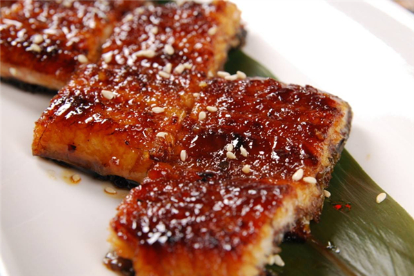 鰻魚可以燉湯嗎 鰻魚燉湯要燉多久 鰻魚可以燉湯嗎 鰻魚燉湯要燉多久