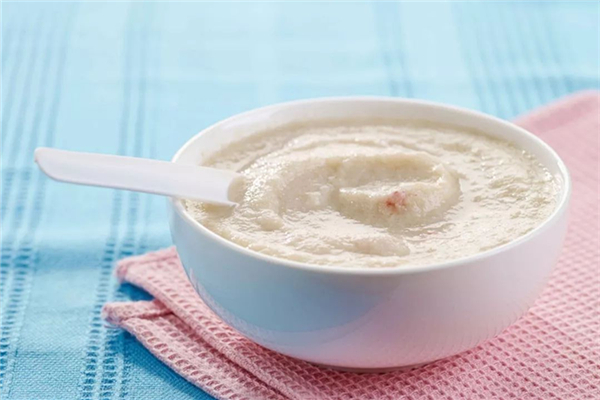 嬰兒米粉怎么做輔食 嬰兒米粉適合幾個月的寶寶吃 嬰兒米粉怎么做輔食 嬰兒米粉適合幾個月的寶寶吃