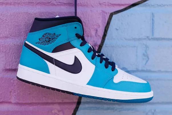 aj的鞋碼偏大還是偏小 aj的鞋底是硬的還是軟的 aj的鞋碼偏大還是偏小 aj的鞋底是硬的還是軟的