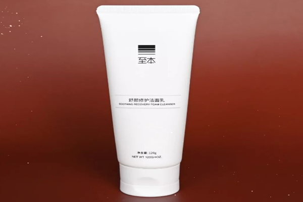 至本洗面奶成分分析 至本洗面奶敏感肌可以用嗎 至本洗面奶成分分析 至本洗面奶敏感肌可以用嗎