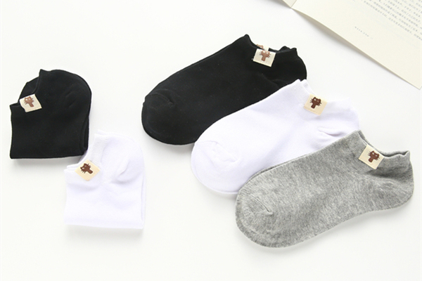 南極人的襪子如何 南極人的襪子是純棉的嗎 南極人的襪子如何 南極人的襪子是純棉的嗎