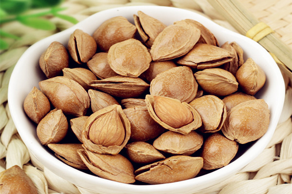 杏仁適宜人群 杏仁的禁忌人群 杏仁適宜人群 杏仁的禁忌人群