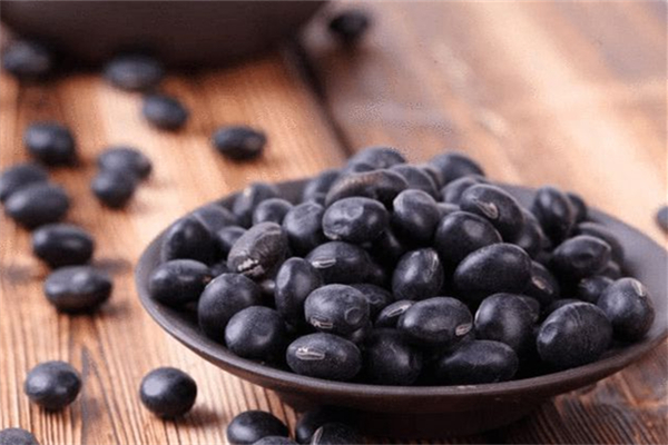 黑豆可以下奶嗎 黑豆適合孕婦吃嗎 黑豆可以下奶嗎 黑豆適合孕婦吃嗎