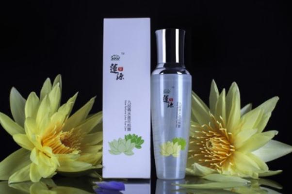 純露要稀釋后使用嗎 純露要放冰箱里嗎 純露要稀釋后使用嗎 純露要放冰箱里嗎