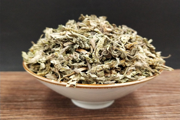 車前草有助于排結(jié)石嗎 車前草對痛風(fēng)起作用嗎 車前草有助于排結(jié)石嗎 車前草對痛風(fēng)起作用嗎