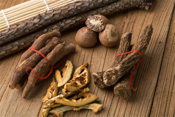 吃檳榔會(huì)查出來酒駕嗎 檳榔含有酒精嗎 吃檳榔會(huì)查出來酒駕嗎 檳榔含有酒精嗎