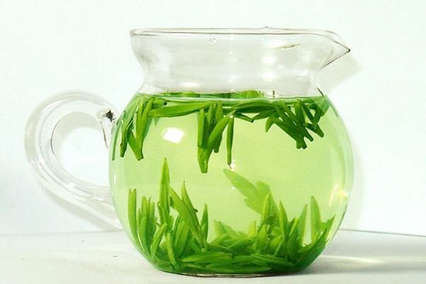 竹葉青茶什么時候喝好 竹葉青茶晚上能喝嗎 竹葉青茶什么時候喝好 竹葉青茶晚上能喝嗎