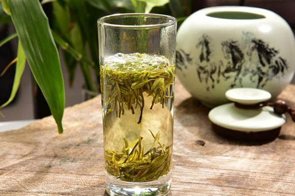 竹葉青茶什么人不能喝 竹葉青茶能長(zhǎng)期喝嗎 竹葉青茶什么人不能喝 竹葉青茶能長(zhǎng)期喝嗎
