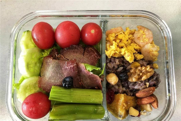 減脂餐會導致氣血不足嗎 減脂餐會導致月經不來嗎