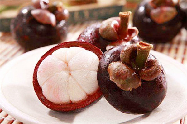 山竹的營(yíng)養(yǎng)價(jià)值 山竹不能和什么一起吃 山竹的營(yíng)養(yǎng)價(jià)值 山竹不能和什么一起吃