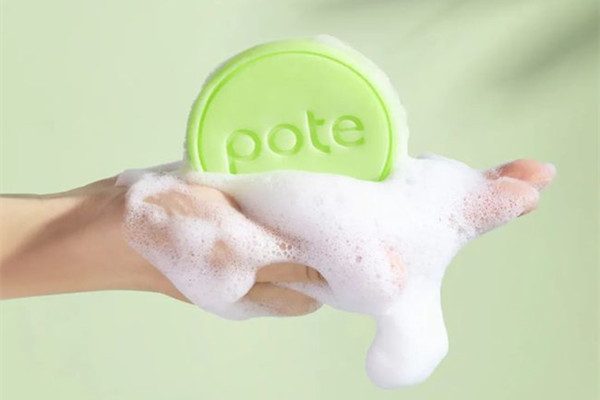 除螨皂可以和洗面奶一起用嗎 除螨皂能和去角質(zhì)的一起用嗎 除螨皂可以和洗面奶一起用嗎 除螨皂能和去角質(zhì)的一起用嗎