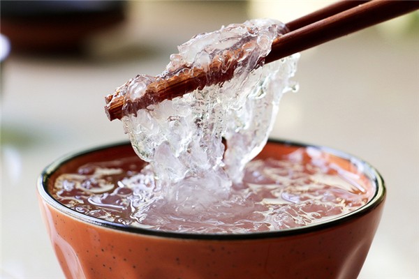 燕窩能豐胸嗎 燕窩可以美白皮膚嗎 燕窩能豐胸嗎 燕窩可以美白皮膚嗎