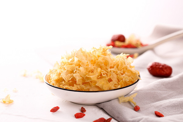 銀耳一次吃多少合適 銀耳泡多了怎么辦 銀耳一次吃多少合適 銀耳泡多了怎么辦