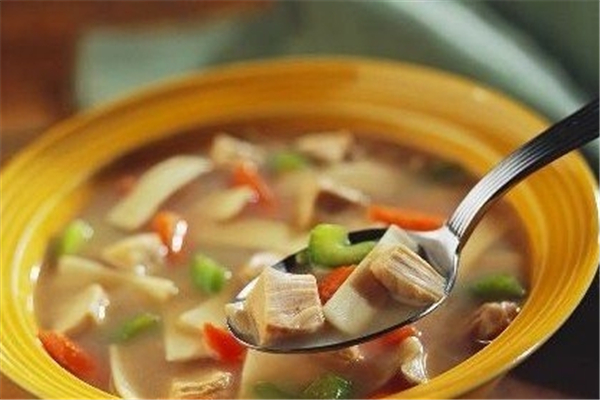 減脂餐能喝湯嗎 減脂湯的做法 減脂餐能喝湯嗎 減脂湯的做法