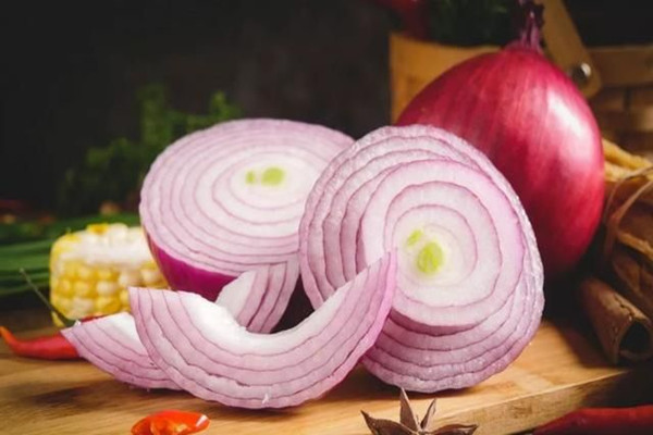 洋蔥適合什么人群吃 洋蔥的禁忌人群 洋蔥適合什么人群吃 洋蔥的禁忌人群