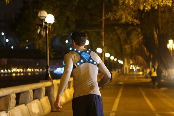 夜跑有助于睡眠嗎 夜跑有助于長高嗎 夜跑有助于睡眠嗎 夜跑有助于長高嗎