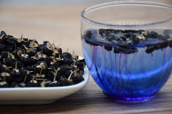 黑枸杞會(huì)掉色是不是染色了 黑枸杞會(huì)染色到手上嗎 黑枸杞會(huì)掉色是不是染色了 黑枸杞會(huì)染色到手上嗎